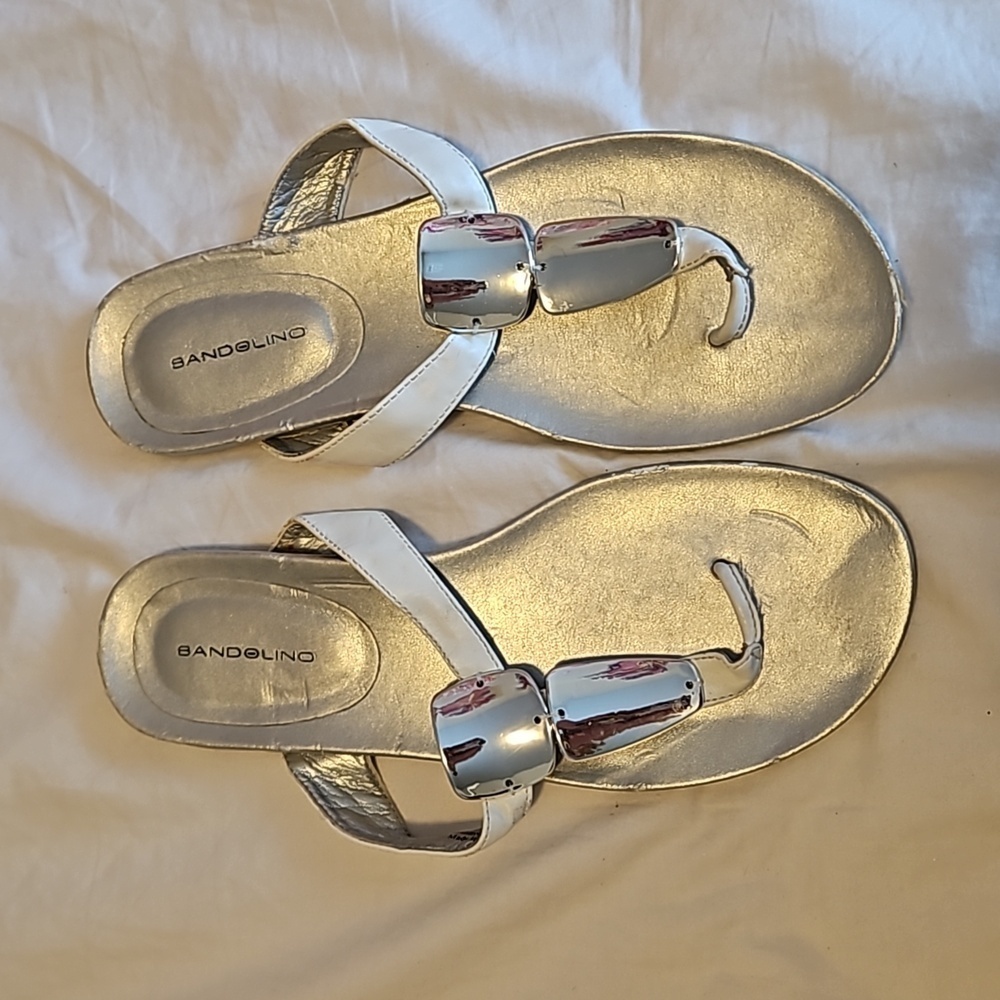 Silver Bandolino Sandels Size 9